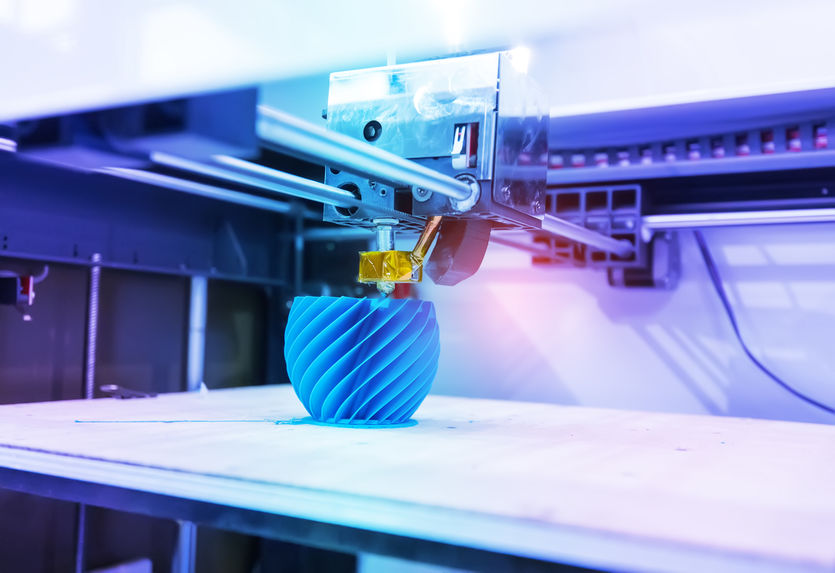 What Is the Difference Between PLA and SLA 3D Printing?